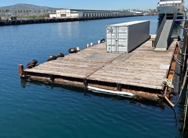 images/Success Stories/Earthwise-Sorbents-Inc/Earthwise-Boom-1.jpg